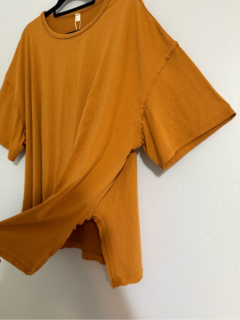 Oversized Rust Orange Tee - Picture 3 of 7